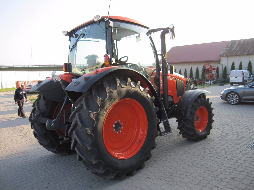 Kubota M135GX, 2014, Tractors