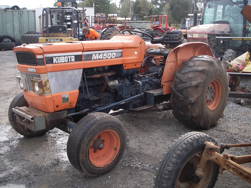 KUBOTA M4500 TRACTOR (2 OF) (WRECKING PARTS ONLY) for sale | Trade ...