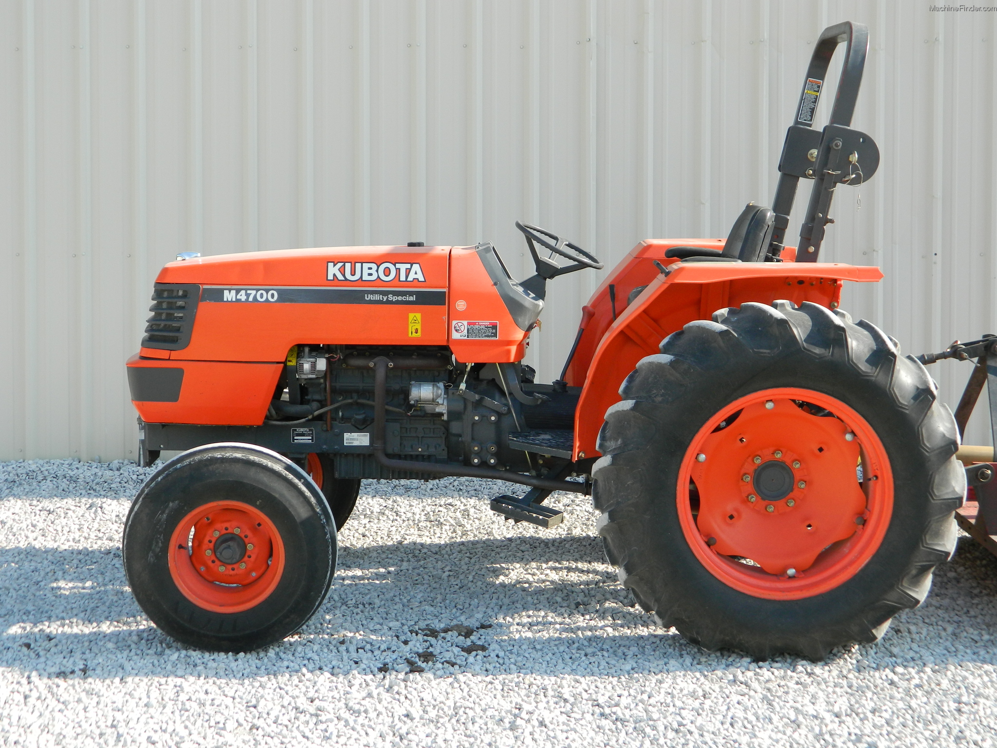 1997 Kubota M4700 Tractors - Utility (40-100hp) - John Deere ...