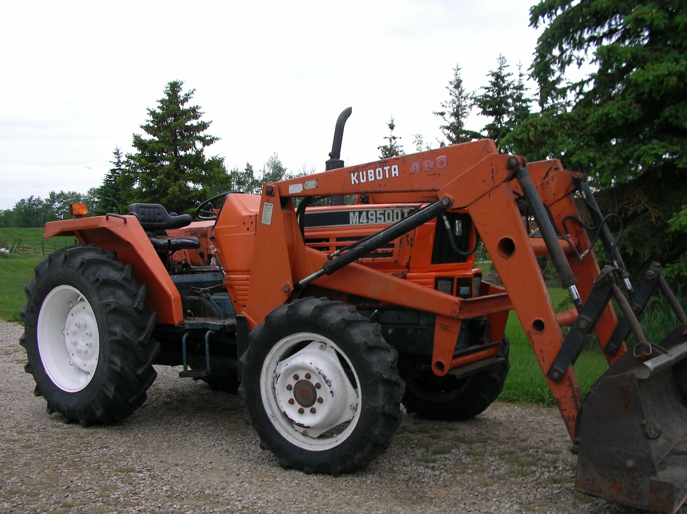 Good Used Tractors - #968 M4950 Kubota 4WD 50 HP Diesel