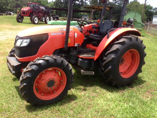 Kubota M6040 | Farm Equipment > Tractors - 50-100 HP | Classified