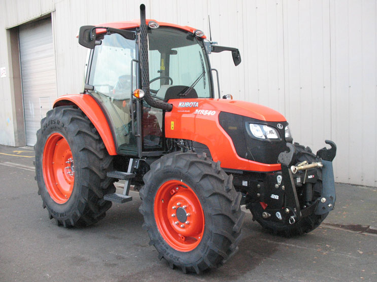 Kubota M8540 tractor / MX FR Fruit loader, MX R12, MX R28 front ...