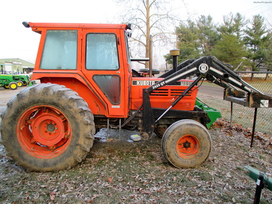 Kubota M8950 Tractors - Utility (40-100hp) - John Deere MachineFinder