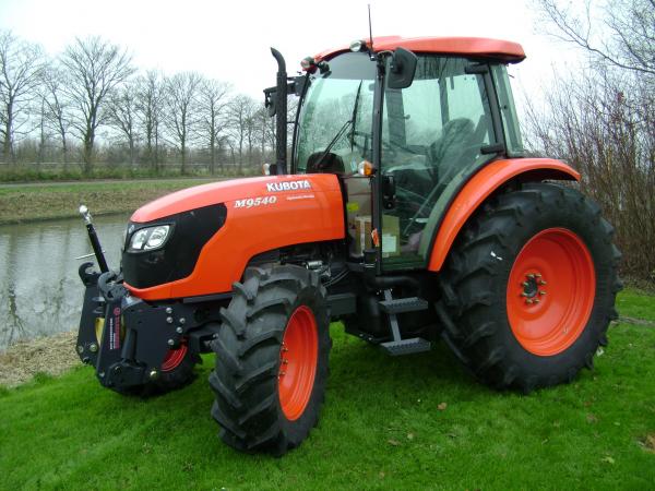 Kubota M9540 Price, Implements, Specs, Key Featurs, Review