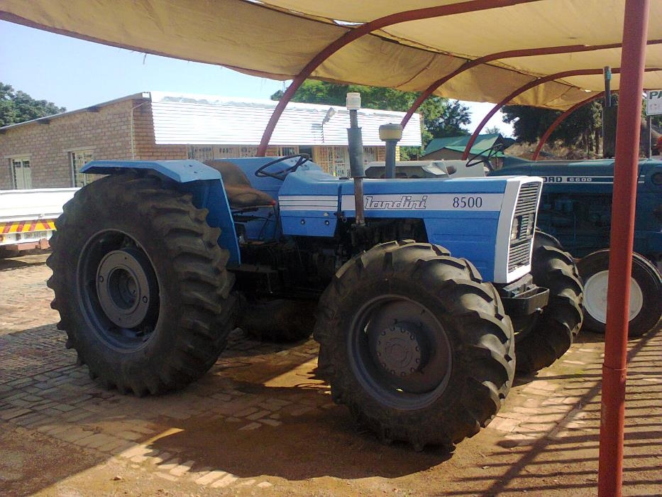 Archive: Landini 8500 4x4 85KW 80Hp Trekker / Tractor Mookgophong ...