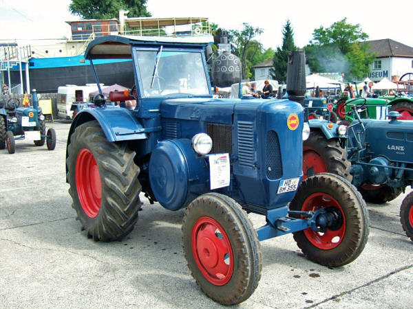 ... .de - Traktoren - Lanz D5006A und D5006 A42 - Umbauten zum Halbdiesel