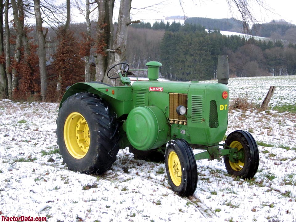 Lanz D6016 in John Deere green and yellow paint. Photo courtesy of ...