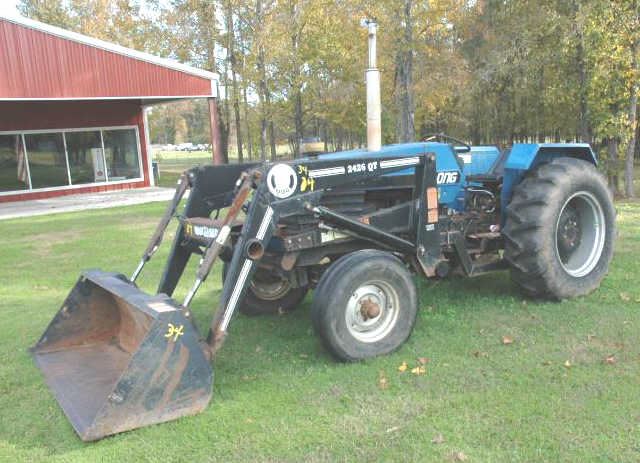 LONG 2610 TRACTOR WITH FRONT END LOADER