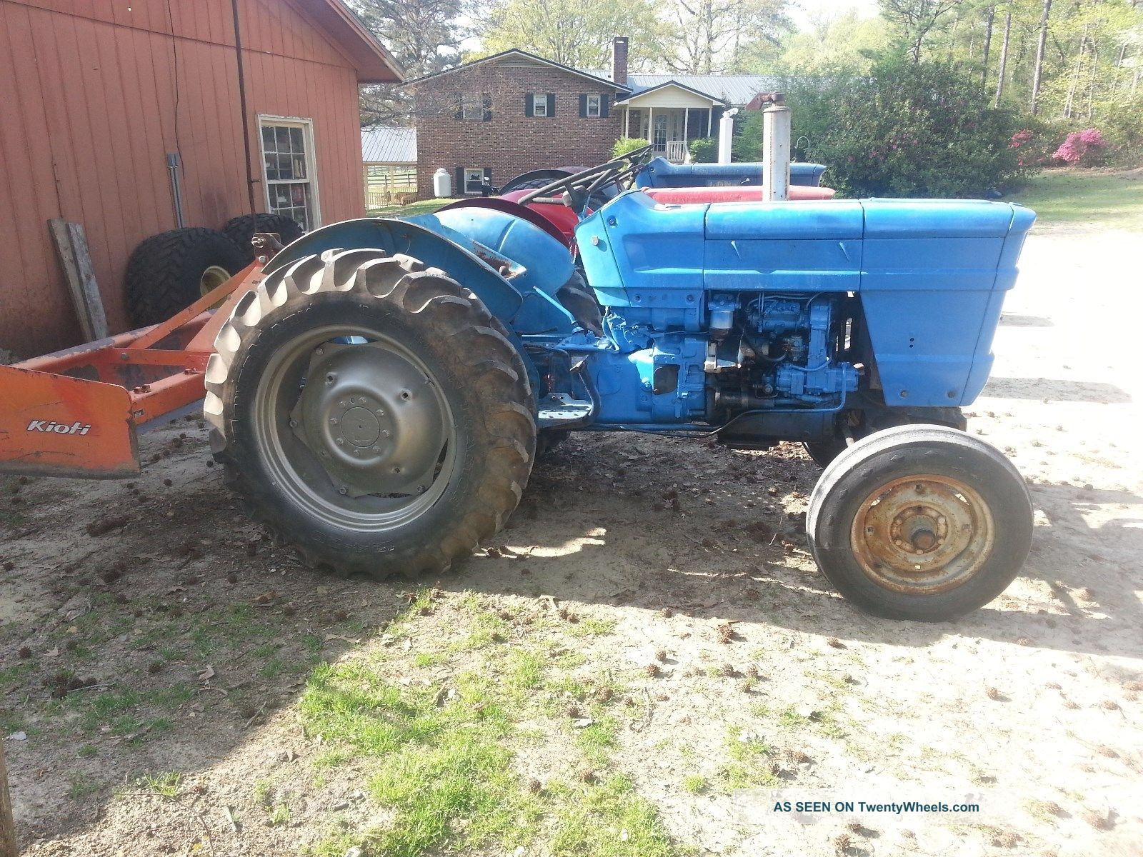 Long 350 Diesel Tractor With Power Steering Great Tires And Live Lift ...