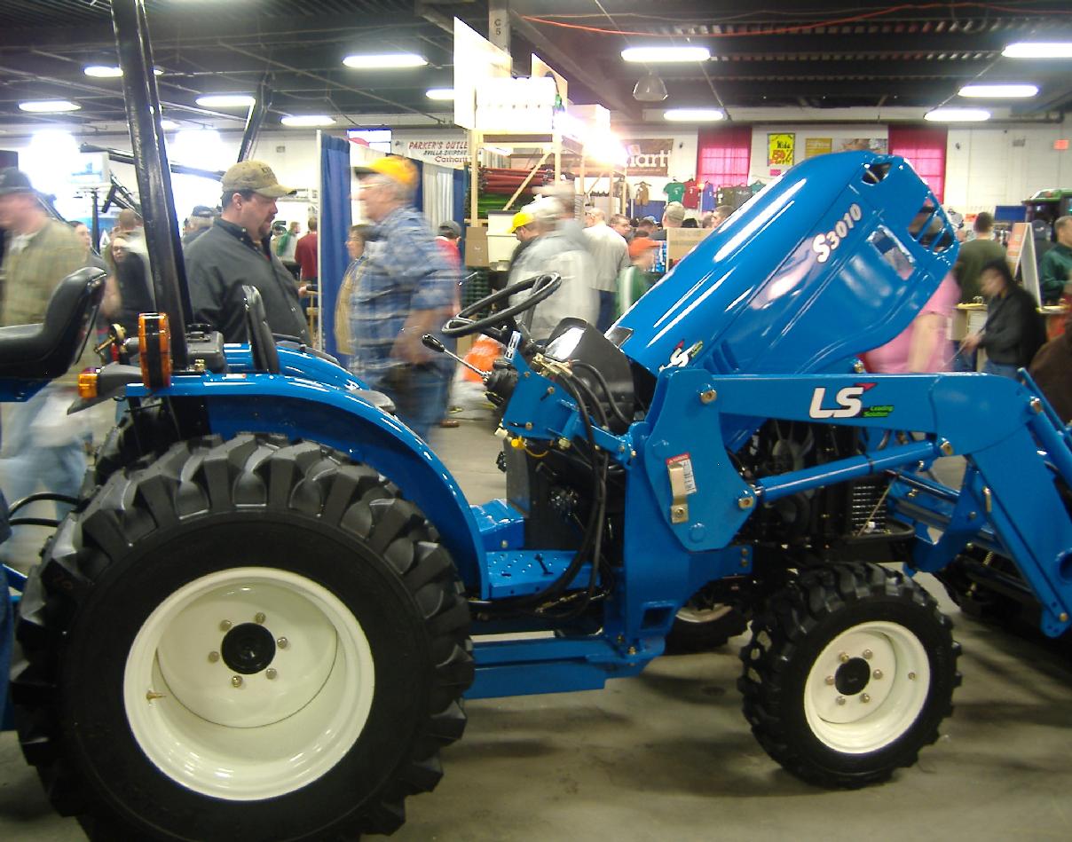 LS Tractors - Tractor & Construction Plant Wiki - The classic vehicle ...