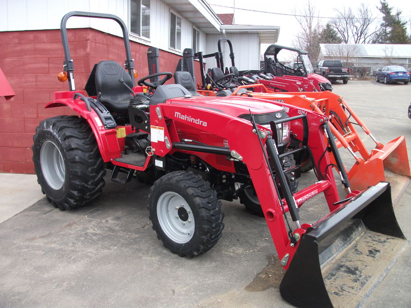 Mahindra 1526 HST Tractors for Sale | Fastline