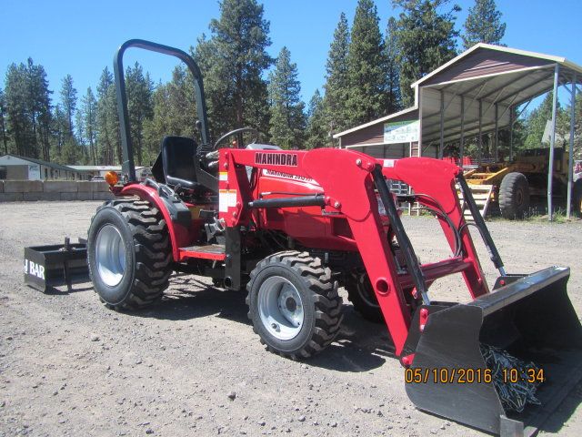 Used - Mahindra 2415 HST - ONLY 88 Hours!!!
