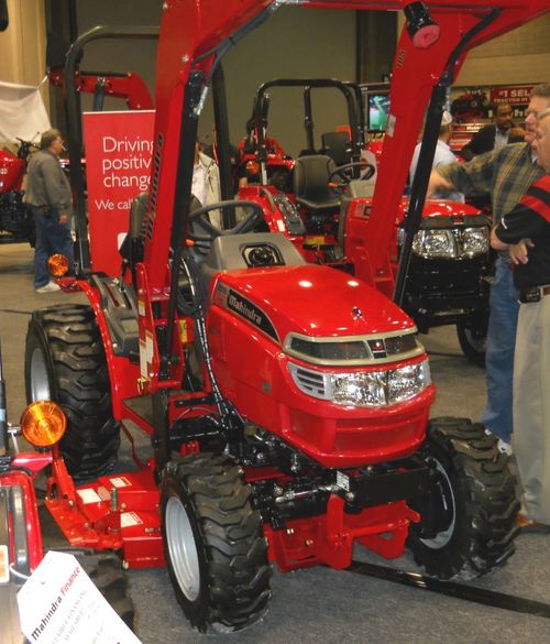 Mahindra 2516 HST - Tractor & Construction Plant Wiki - The classic ...
