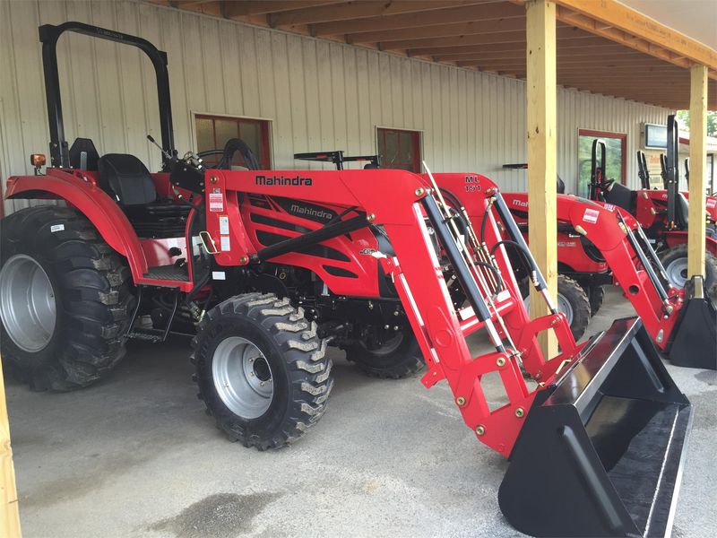 2017 Mahindra 2555 HST Tractors for Sale | Fastline