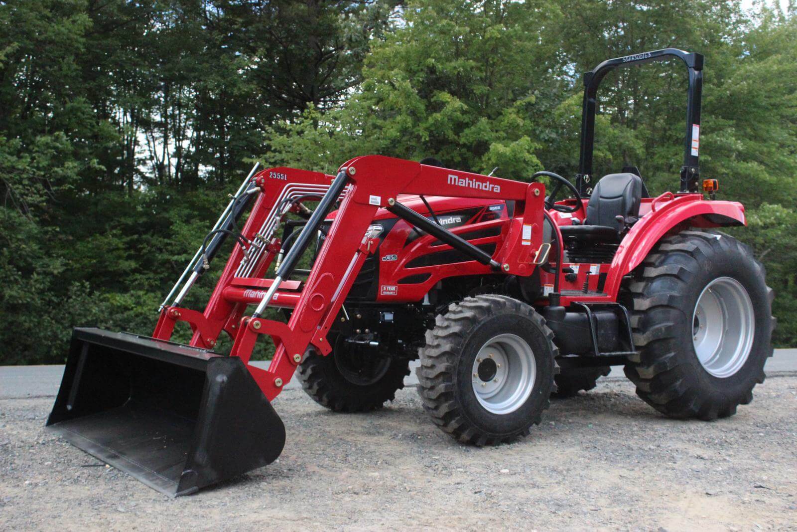 Mahindra 2555 HST Tractor Quick Overview