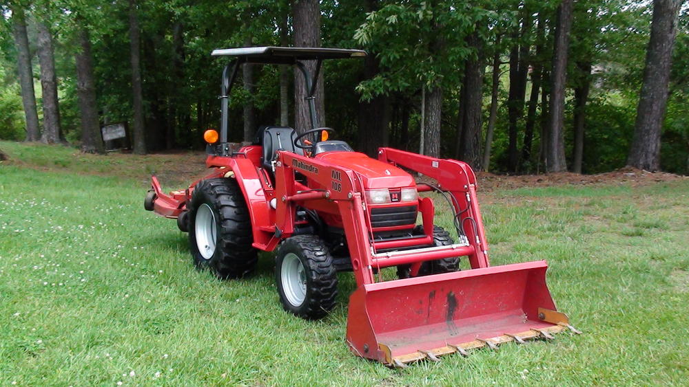 Mahindra 2615 hst 4wd tractor with loader -FOR SALE - Georgia Outdoor ...
