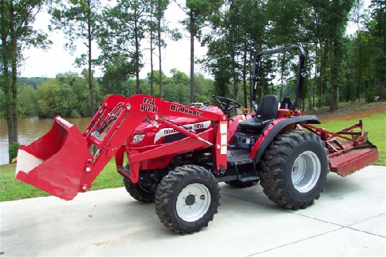Mahindra 2810 Review by dieselsmoke1 - TractorByNet.com