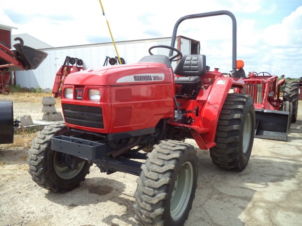 Used Mahindra 3015 Tractor- 4WD - Hodges Farm Equipment