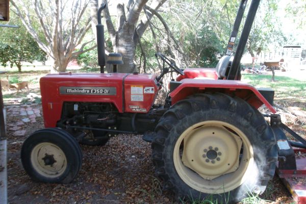 2002 Mahindra E350-DI tractor with Hawse shredderonly 311 hours This ...