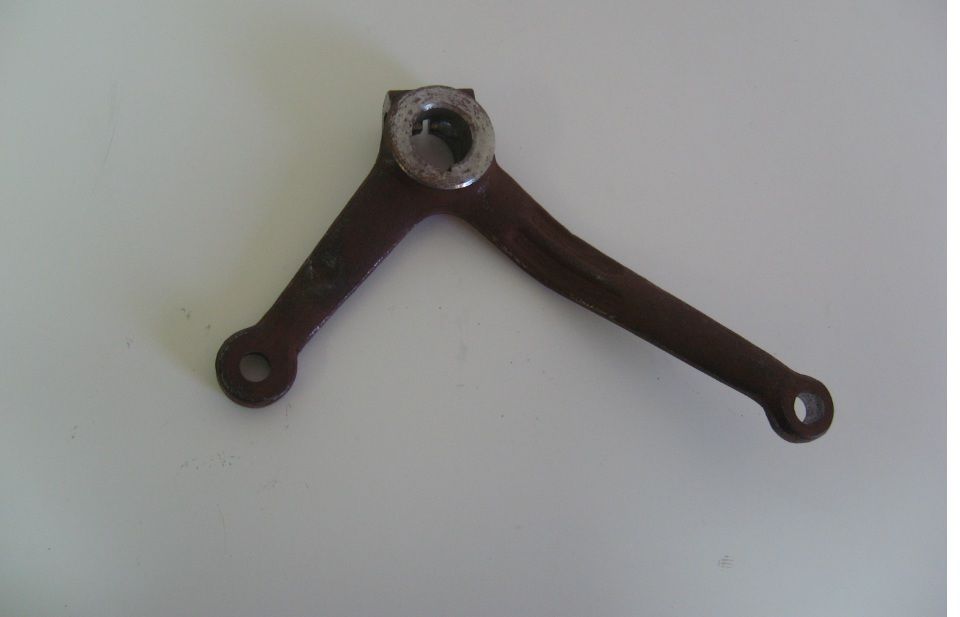 MAHINDRA TRACTOR STEERING KNUCKLE ARM LH 450 E40 475 485 575 E350 3325 ...