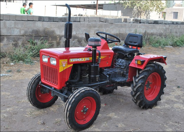 Mahindra Yuvraj 215 Tractor in India | Price of Mahindra Yuvraj 215 ...