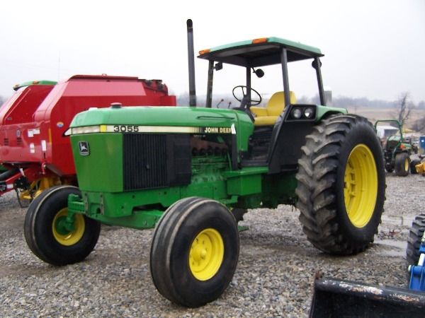 59: JOHN DEERE 3055 Tractor 4-Post, 1-Owner 3300 hours