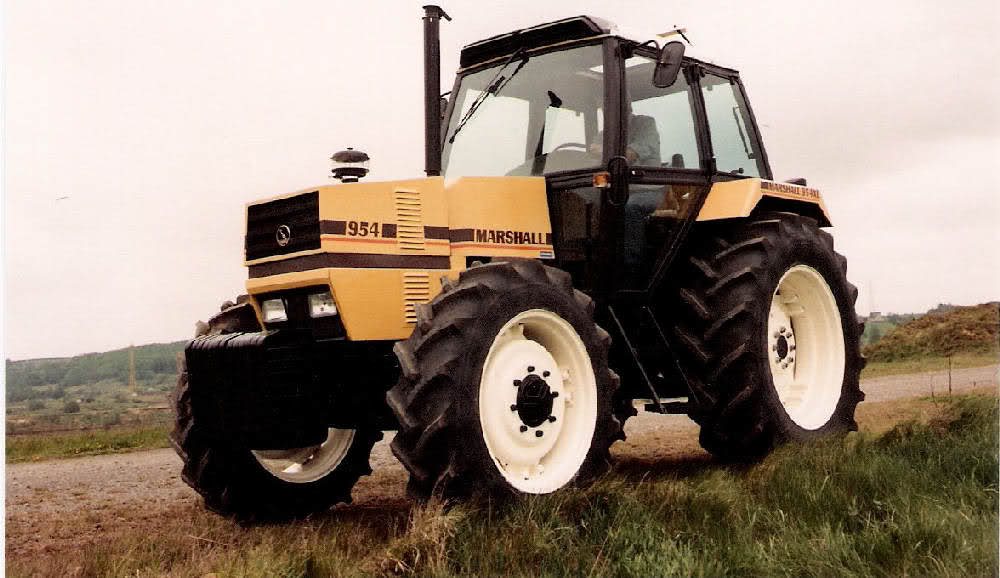 Marshall 954 tractor – Marshall D642