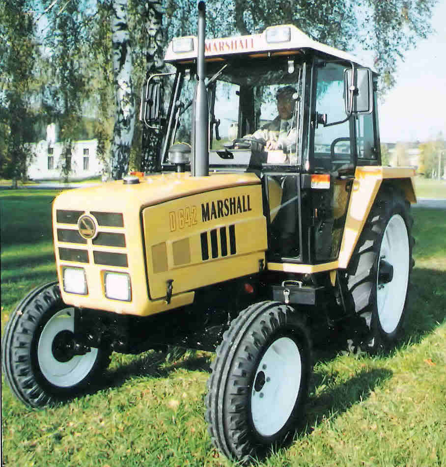 Marshall 954 tractor – Marshall D642