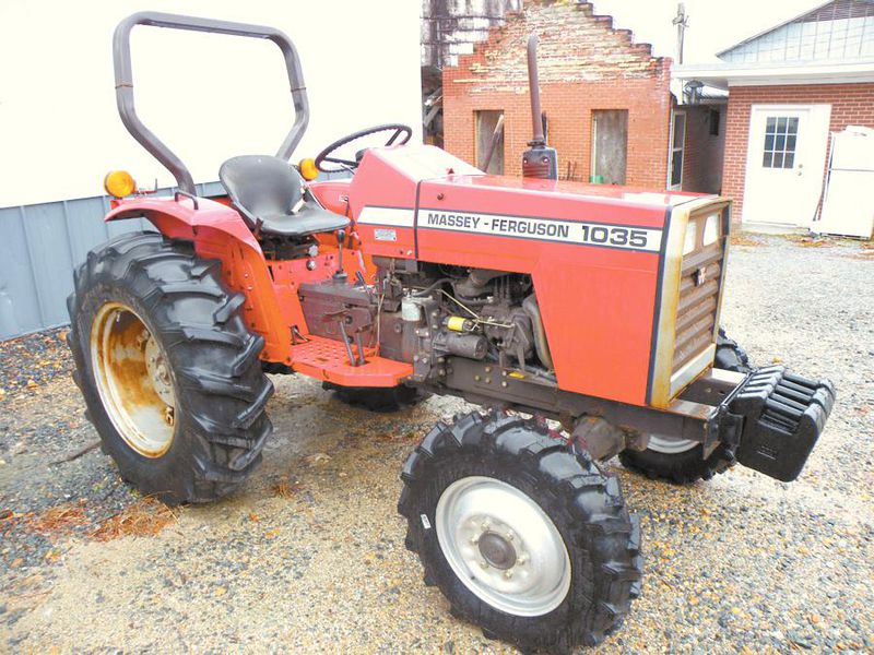 Massey-Ferguson 1035 Tractors | ROBANA FARM LEXINGTON, NC