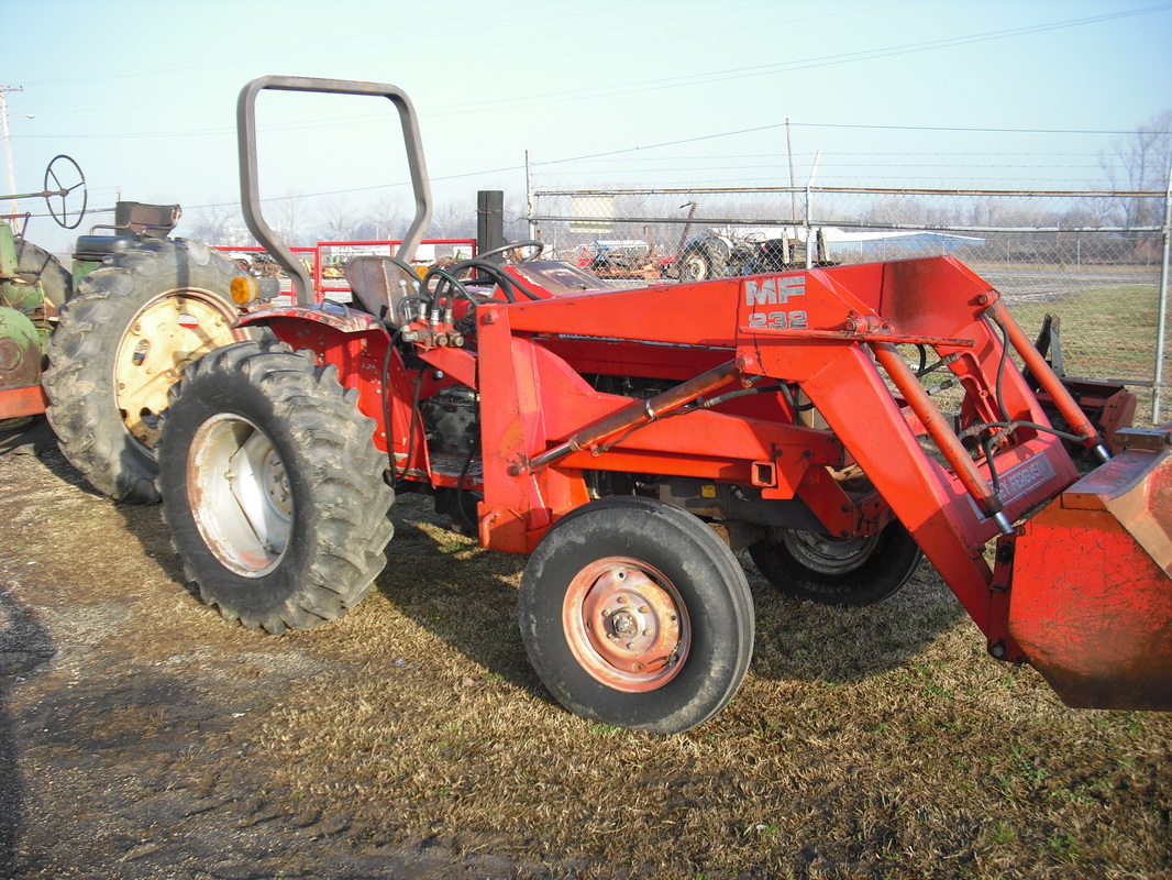 1040 Massey Ferguson(Cooper) - Young Parts and Equipment