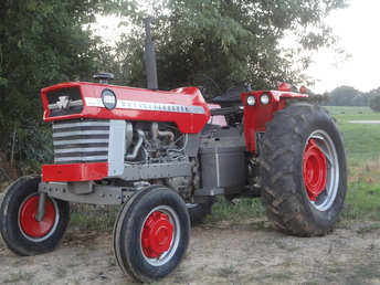 1080 Massey Ferguson - TractorShed.com