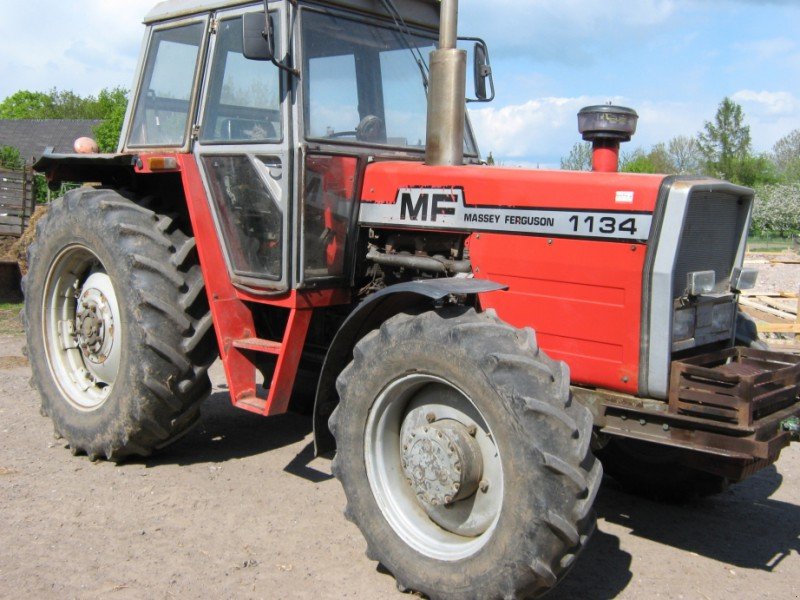 Massey Ferguson MF 1134 A Traktor - technikboerse.com
