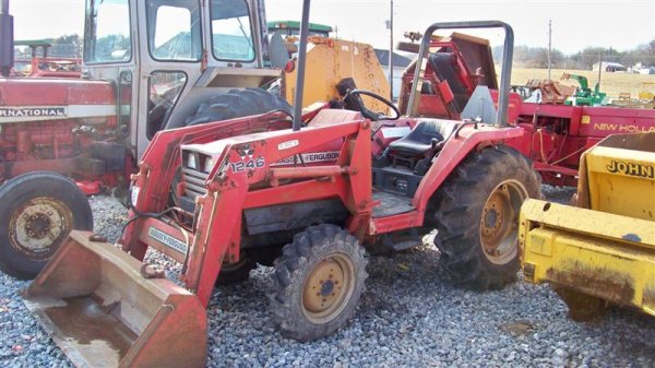 1991 Massey Ferguson 1140 4x4 Compact Tractor with Loader Left Hand ...