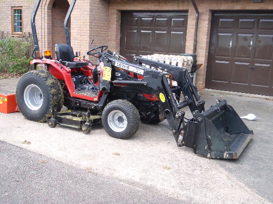 Massey Ferguson 1235 Review by redleicester - TractorByNet.com