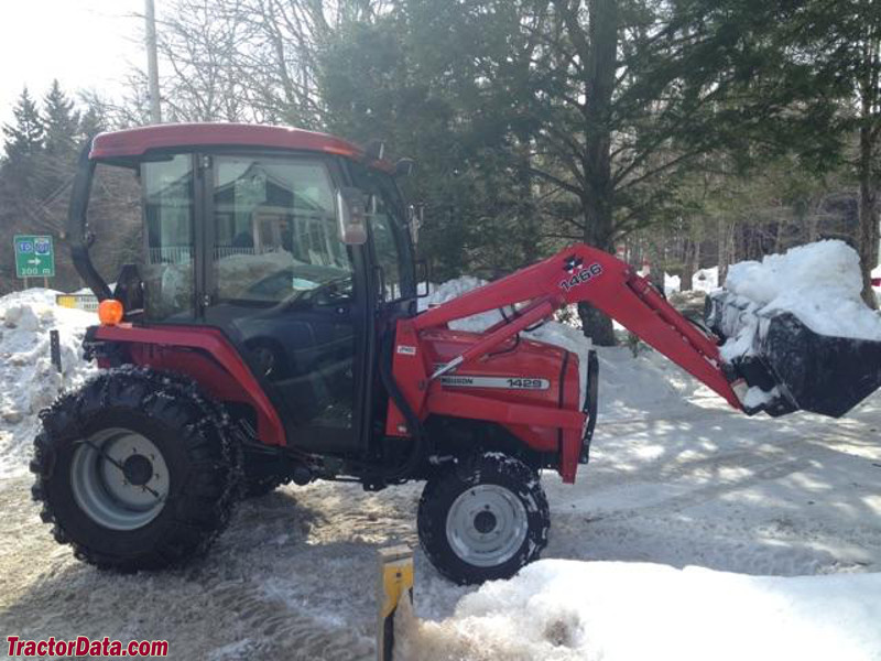 Massey Ferguson 1429 with MF1466 front-end loader and Simms cab. (2 ...