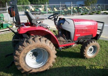 MASSEY - FERGUSON 1529 tractor (2009), Quality Equipment LLC, United ...