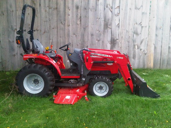 Massey Ferguson 1532 Review by SH and LW - TractorByNet.com