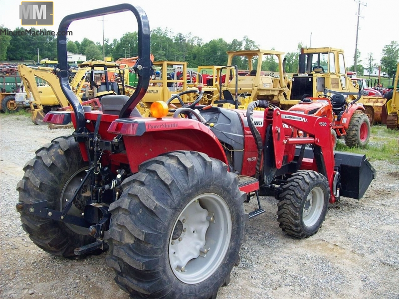 1127725-tractor-massey-ferguson-1552-massey-ferguson-1552-5-large.jpg