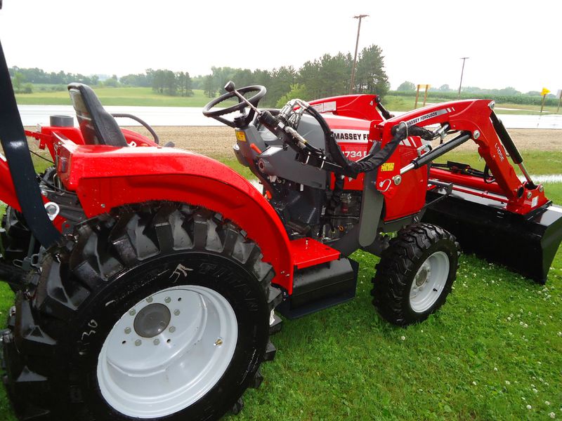 Massey-Ferguson 1734E HL Tractors for Sale | Fastline