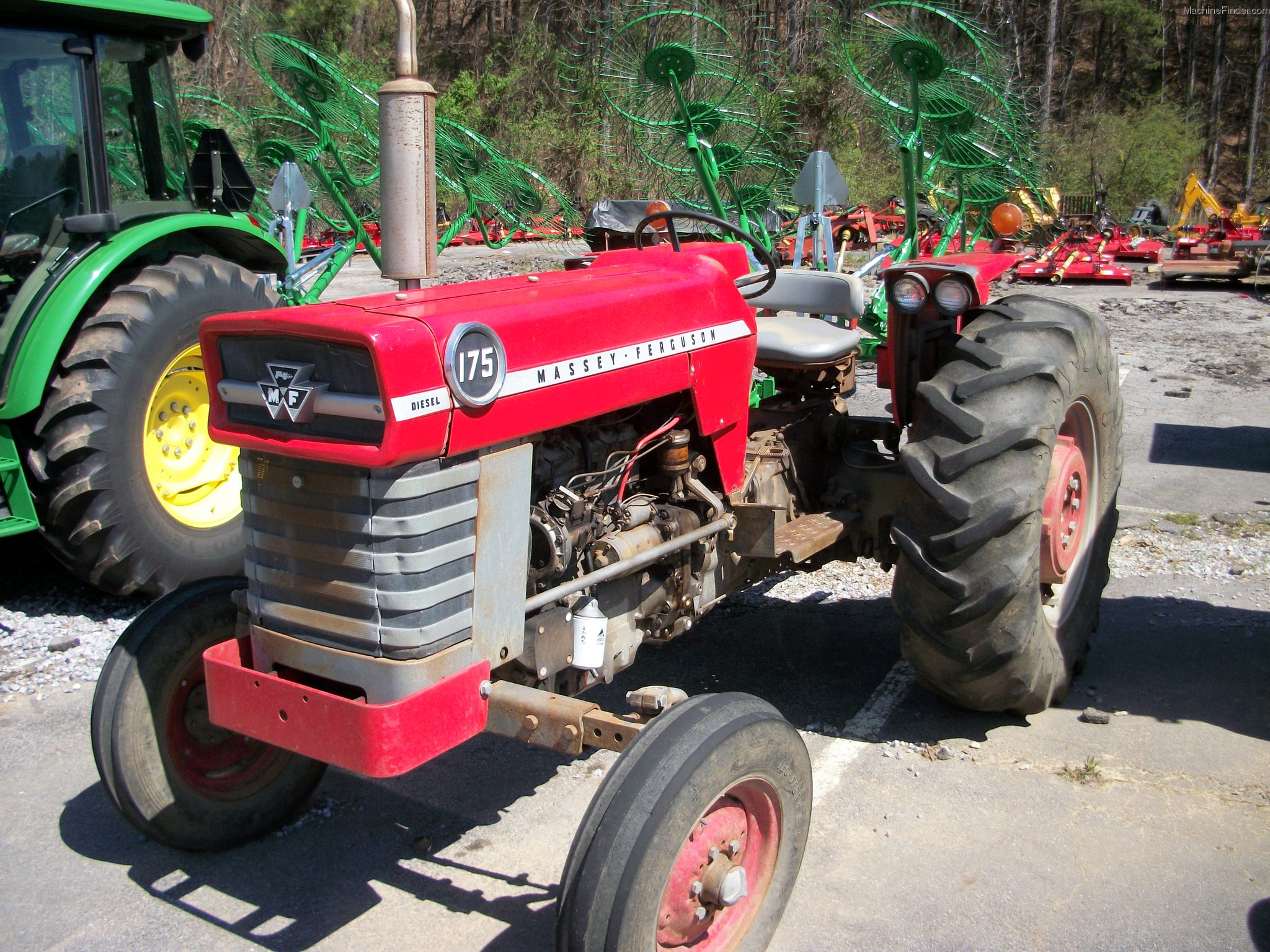 Massey - Ferguson 175 Tractors - Utility (40-100hp) - John Deere ...