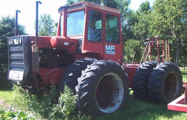 Farm Equipment For Sale: Massey Ferguson 1800 Tractor