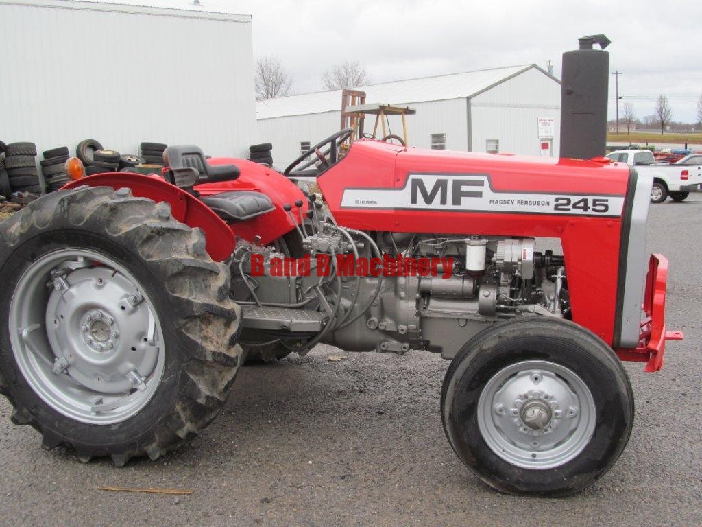 Massey Ferguson 245 Diesel Farm Agriculture Tractor Nice!!