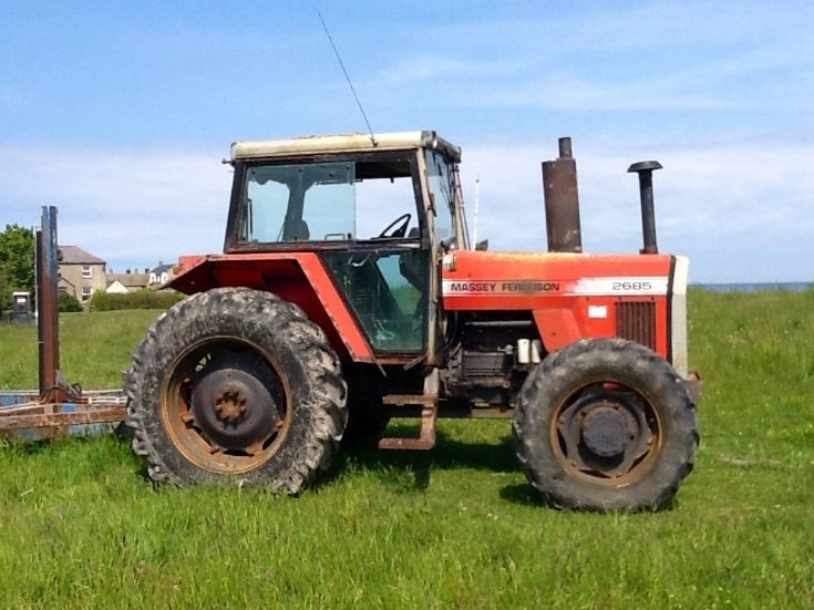 Tractor Photos - - Massey Ferguson 2685 at Nothumberland