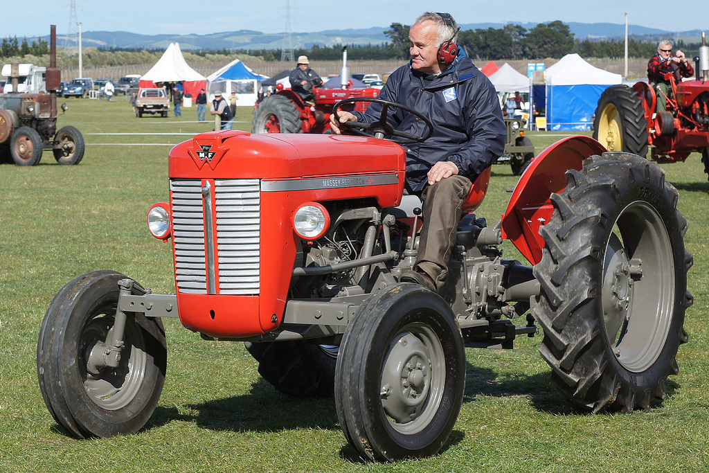 1963 - 1964 Massey Ferguson 30 Tractor. | Flickr - Photo Sharing!