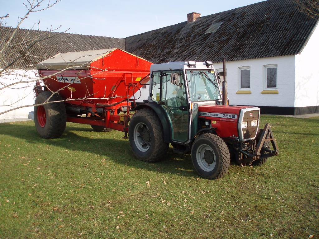 Massey Ferguson 2210 354s - Tractors, Price: £12,660, Year of ...