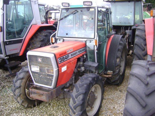 Agriculture » Tractors » Massey Ferguson 384 F in Saint-Bonnet-l ...
