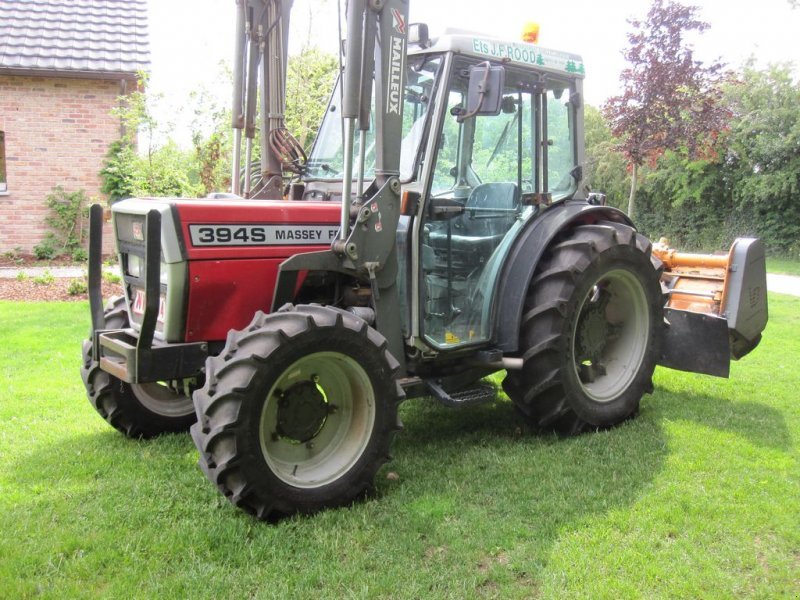 ... folosite :: Maşini Second Hand Massey Ferguson 394S tractor - vândut