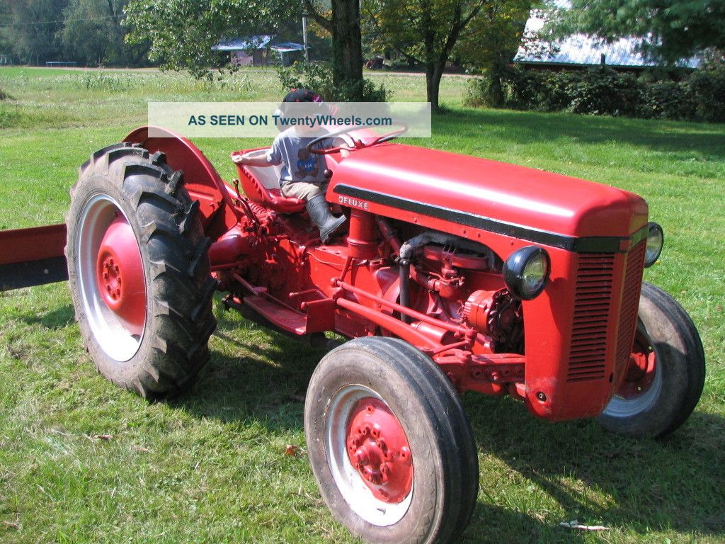 Massey Ferguson 50 Deluxe Antique & Vintage Farm Equip photo