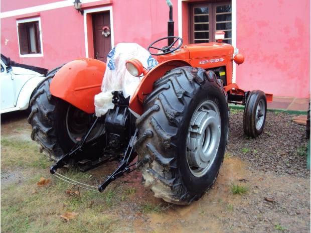 Trator Massey Ferguson 50x R 14 Pictures to pin on Pinterest