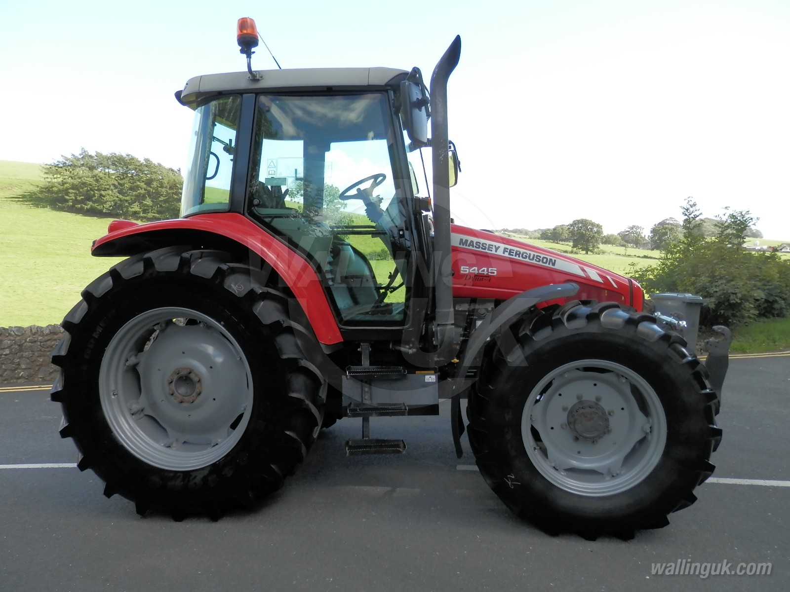massey-ferguson-5445-farm-tractor-massey-ferguson-farm-tractors